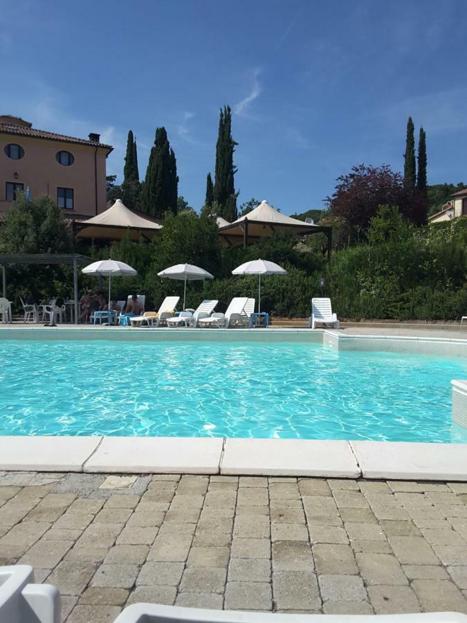 Monolocale Con Piscina S.Martino Daire Riparbella Dış mekan fotoğraf